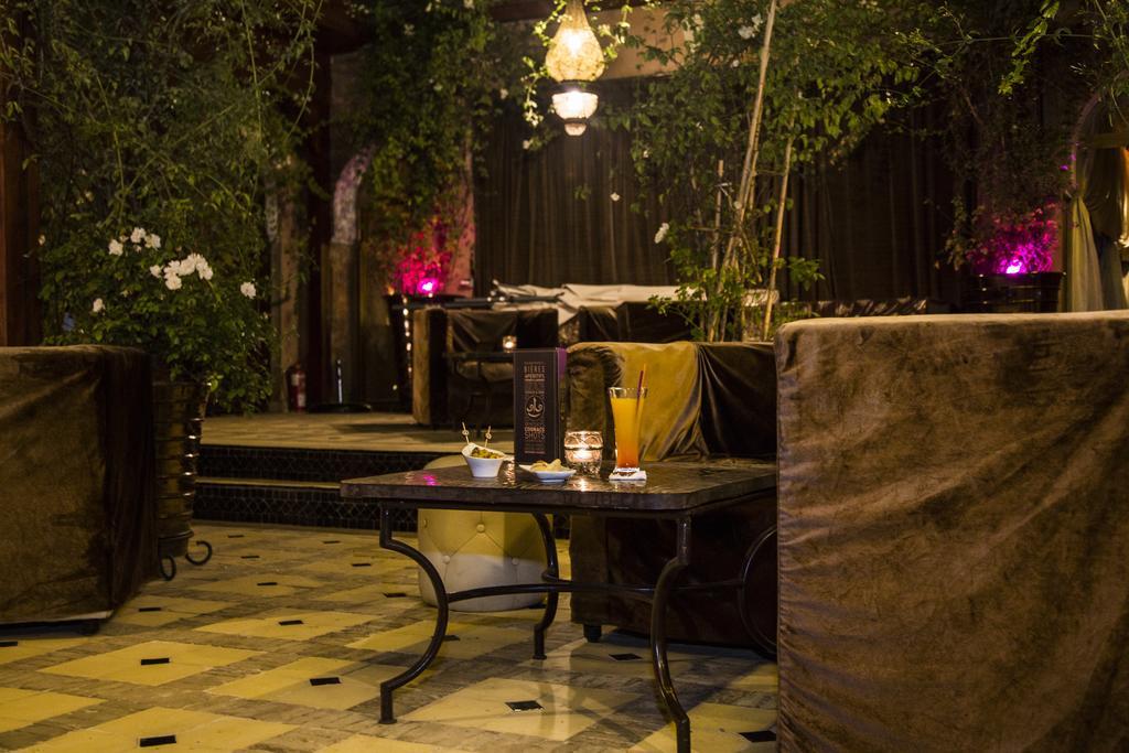 Riad Wow Hotel Marrakesh Bagian luar foto